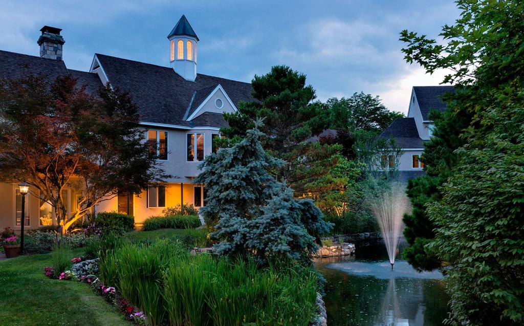 Orchards Hotel Williamstown Eksteriør billede