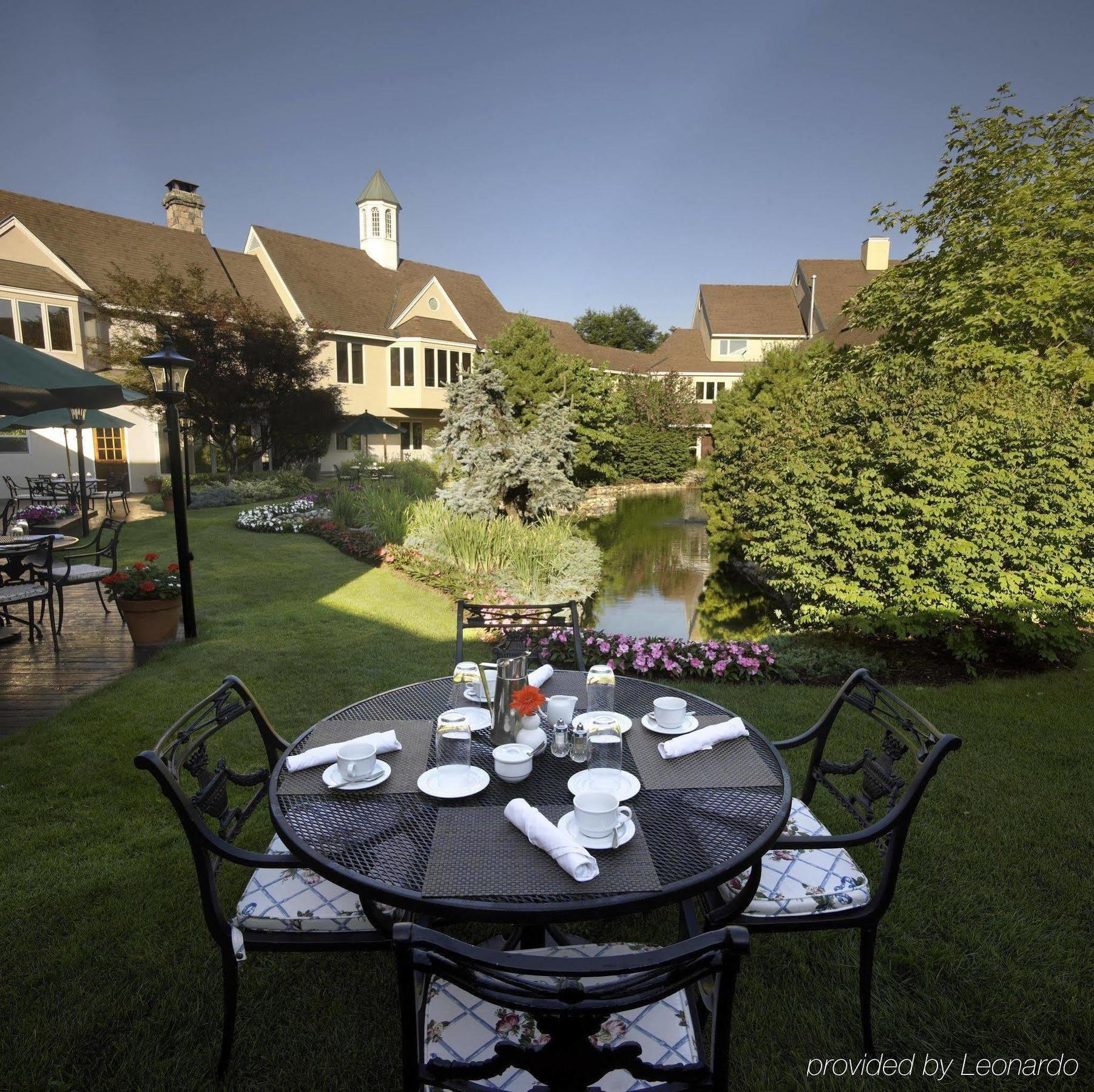 Orchards Hotel Williamstown Eksteriør billede